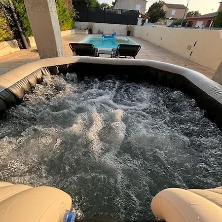 Avec Piscine Et Jacuzzi Entre Aix Et Marseille וילה *