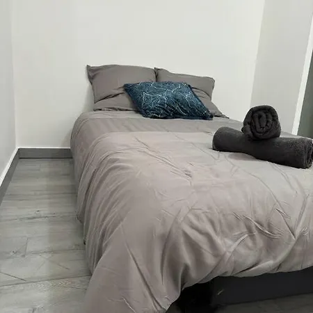 Avec Piscine Et Jacuzzi Entre Aix Et Marseille *