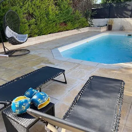 Avec Piscine Et Jacuzzi Entre Aix Et Marseille *